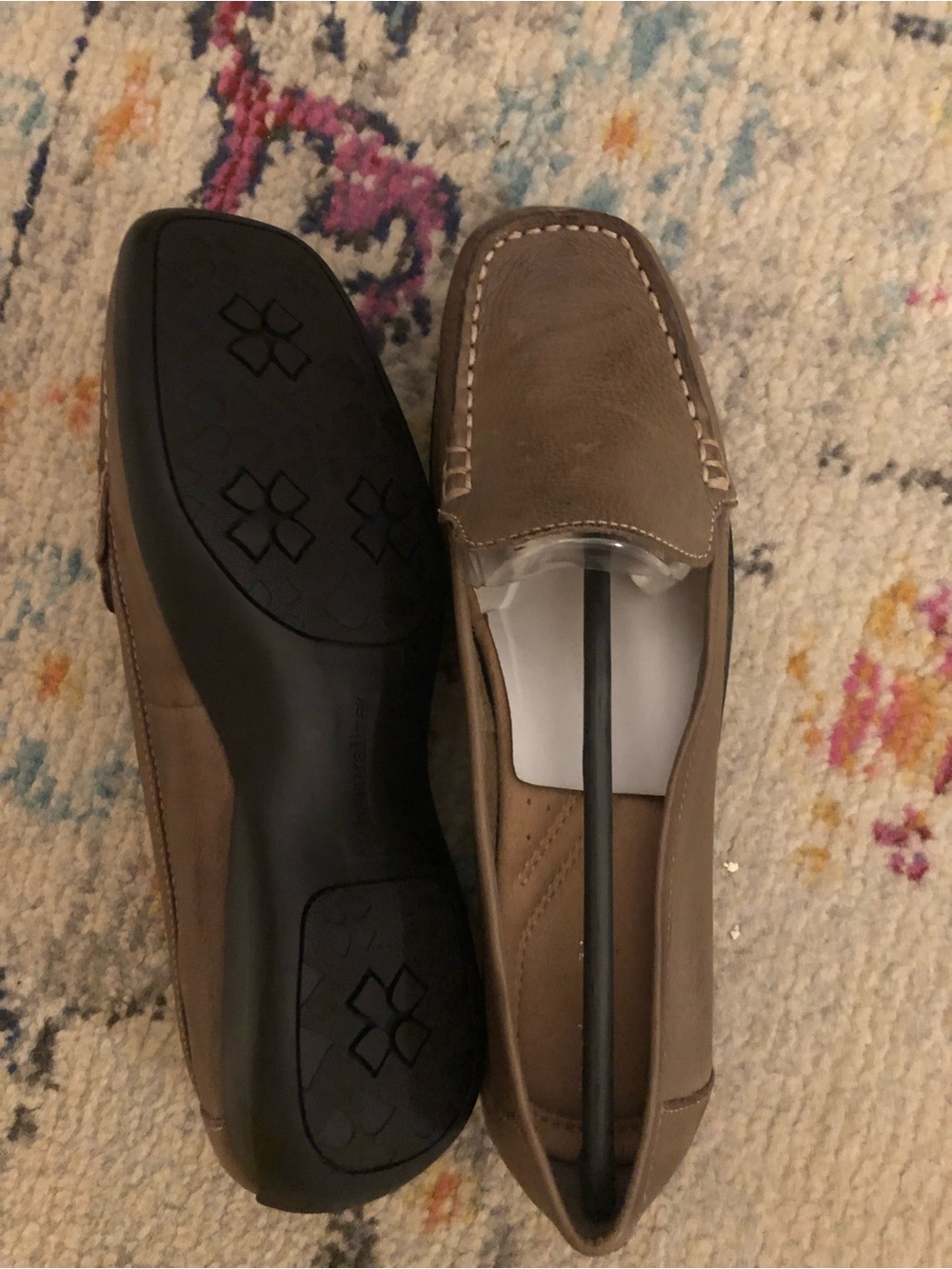 New Women’s Casual Slip-On Loafers in Taupe Light Brown. Size 8